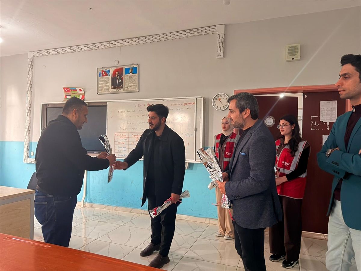 Mardin Önder İmam Hatipliler Derneği okulları ziyaret etti