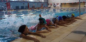 Marmaris'te yarı olimpik yüzme havuzu sağlık gerekçesiyle geçici olarak kapatıldı