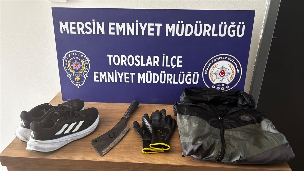 Mersin'de bankada satırla gasp girişiminde bulunan zanlı tutuklandı