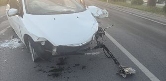 Mersin'de refüje çarpan otomobildeki 3 kişi yaralandı