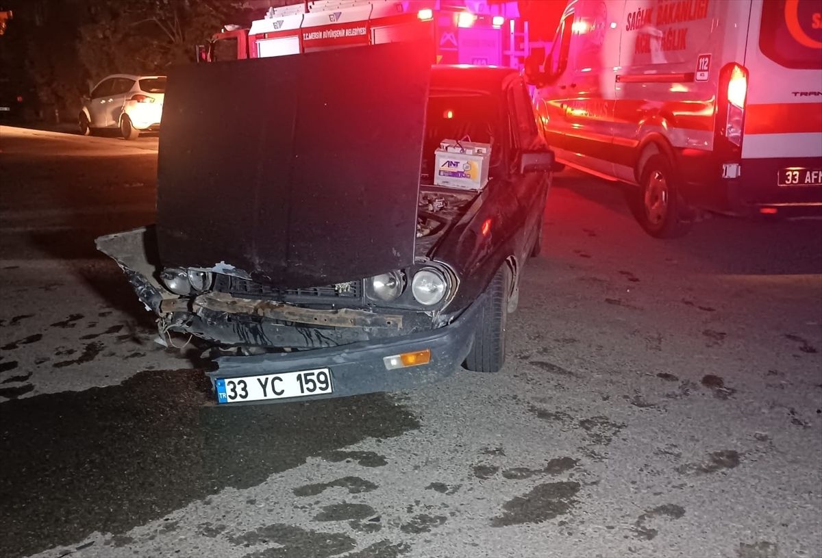 Mersin'de trafik kazasında 2 kişi yaralandı