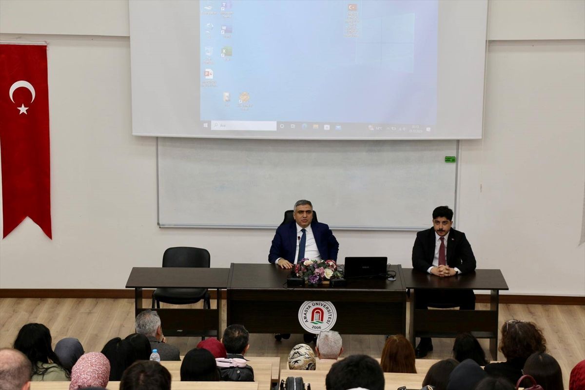 Merzifon Kaymakamı Karaaslan, üniversite öğrencileriyle bir araya geldi