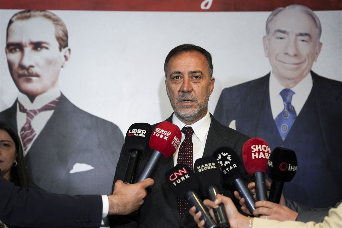 MHP İstanbul İl Başkanı Yılmaz yönetim kuruluyla ilk toplantısını yaptı Açıklaması