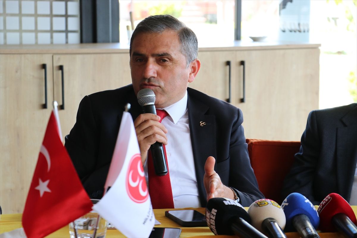 MHP Samsun İl Başkanı Mucur, gazetecilerle bir araya geldi