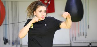 Milli boksör Elif Nur Turhan kamp çalışmalarını Bayburt'ta sürdürüyor