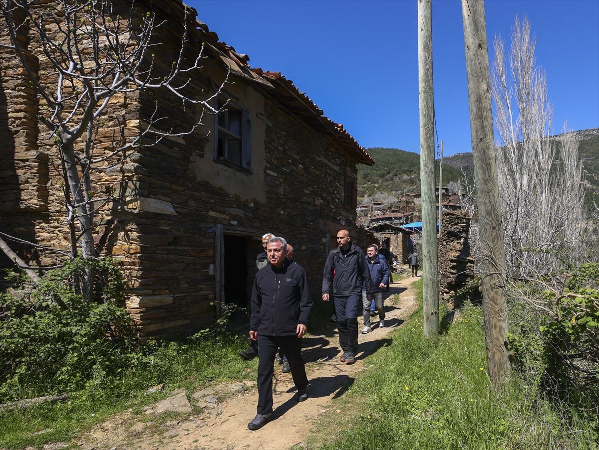 Milli duyguları kabartan Efeler Yolu, yörede turizm hareketliliği oluşturuyor