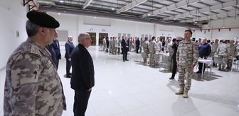 Milli Savunma Bakanı Güler, Katar'daki Türk birliğinde incelemelerde bulundu