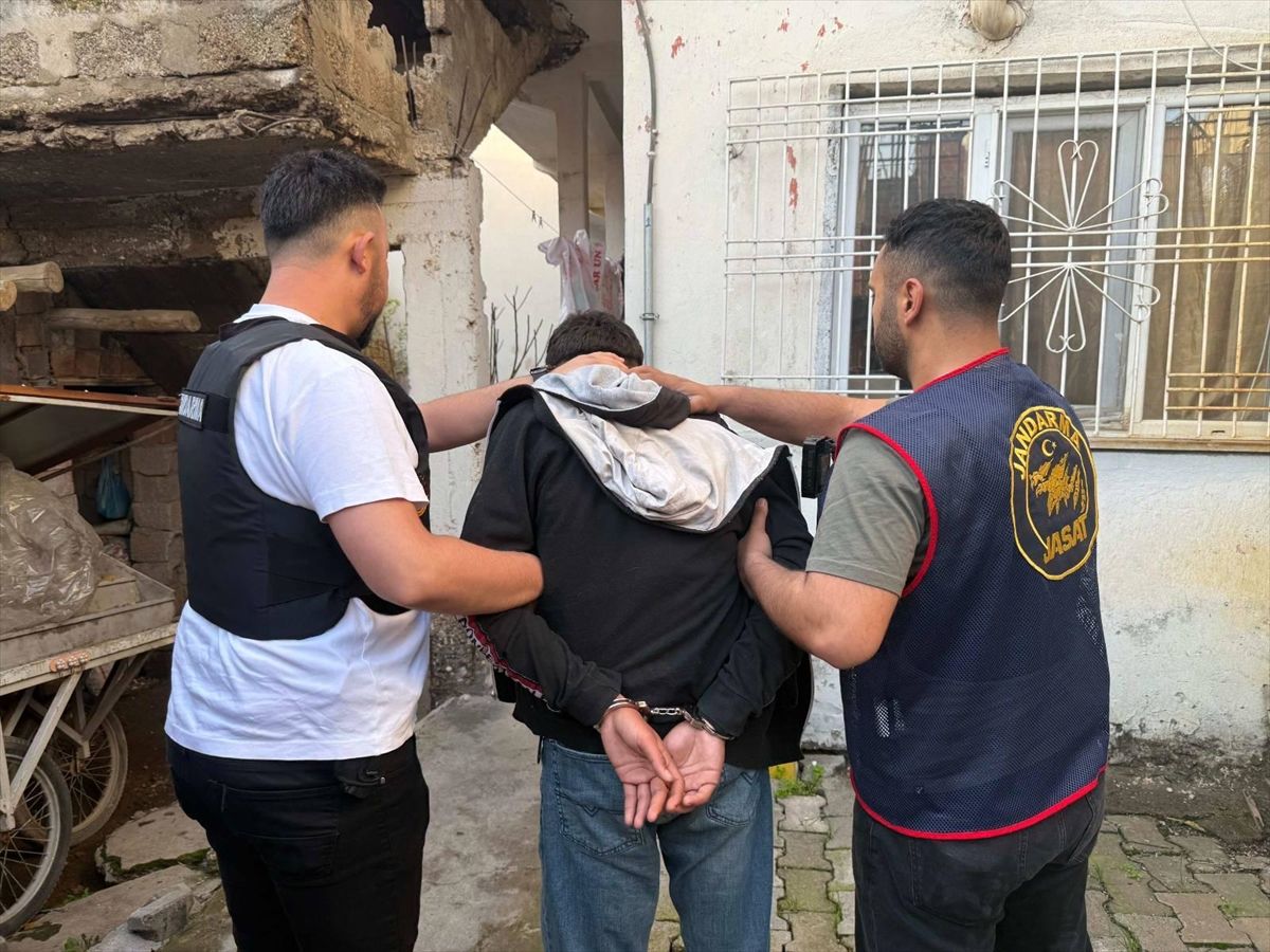 MİT'ten siber suç şebekesine yönelik operasyon