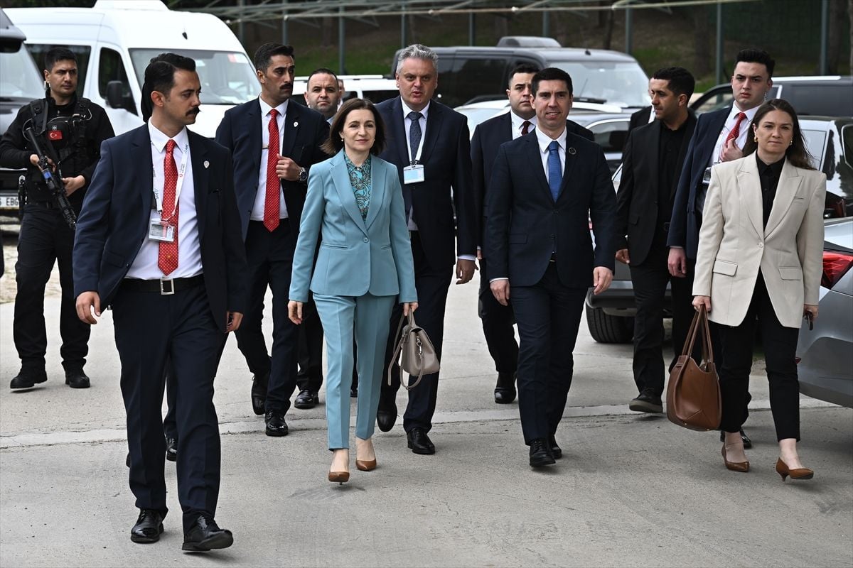 Moldova Cumhurbaşkanı Sandu'dan "Karadeniz bölgesinde barış" için işbirliği mesajı Açıklaması