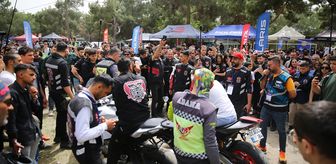 Motosiklet tutkunları Adana'daki motofestte bir araya geldi