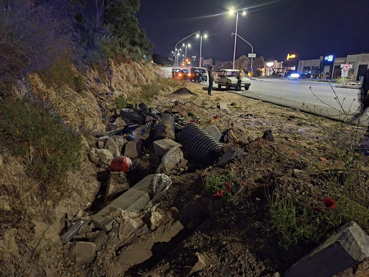 Muğla'da kamyonetle çarpışan motosikletin sürücüsü öldü