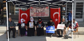 Muş'ta aileler DEM Parti önündeki eylemlerini sürdürdü