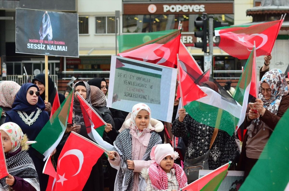 Nazilli'de İsrail'in Filistinli esirleri hedef alan 'idam yasası' protesto edildi