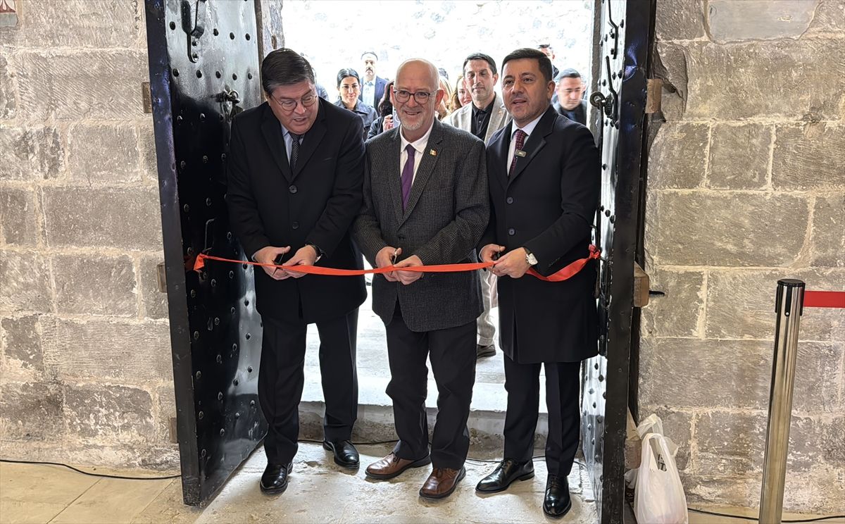 Nevşehir'de 'Meksika Kültürel Çeşitlilik Fotoğraf Sergisi' açıldı