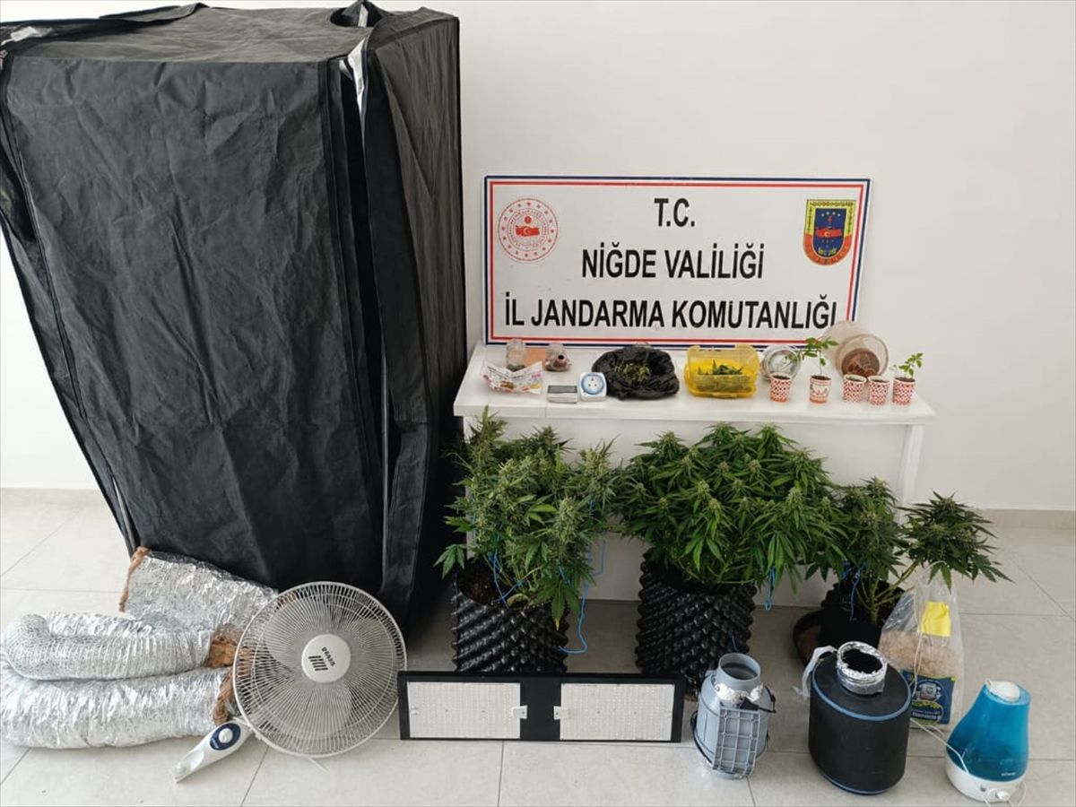 Niğde'de uyuşturucu operasyonlarında 4 şüpheli yakalandı