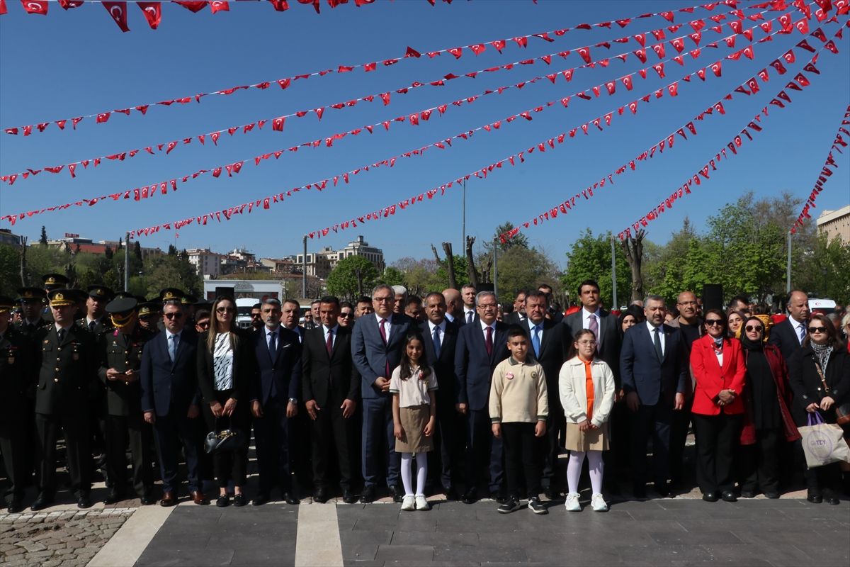 Nizip ve Araban ilçelerinde 23 Nisan Ulusal Egemenlik ve Çocuk Bayramı kutlandı