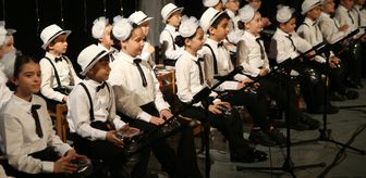 Ordu'da darbukayı bidonla öğrenen ilkokul öğrencileri konser verdi
