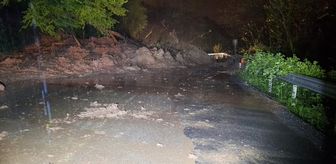 Ordu'da heyelan nedeniyle Fatsa-Kumru kara yolu ulaşıma kapandı