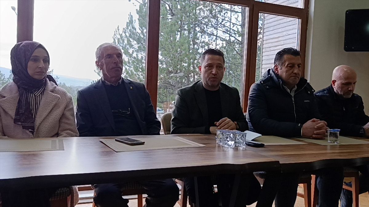 AK Parti Pazaryeri'nde Danışma Toplantısı