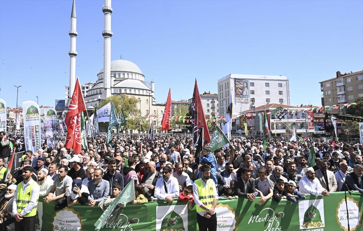 Peygamber Sevdalıları Vakfının Mevlid-i Nebi etkinliği İstanbul'da yapıldı