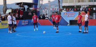 Red Bull Four 2 Score Sokak Futbolu Turnuvası'nın Türkiye Finali İzmir'de Yapıldı