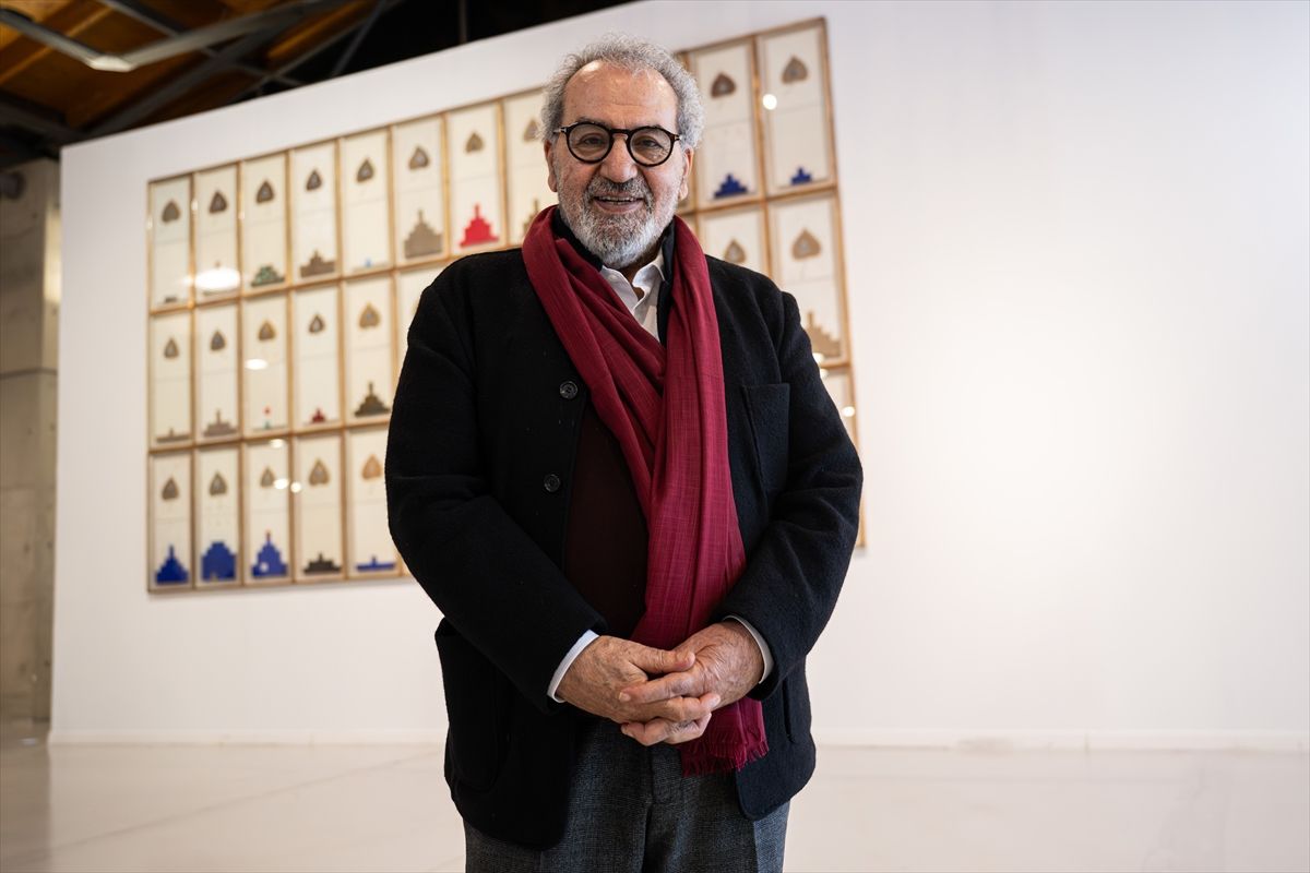 Ressam ve akademisyen Hüsamettin Koçan'ın "Ben Bu" sergisi kitaplaştırıldı