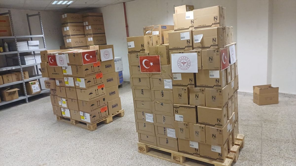 Sağlık Bakanlığından İran'a gönderilen tıbbi yardım malzemelerine ilişkin açıklama Açıklaması