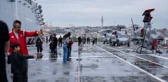 SAHA 2026 kapsamında ziyarete açılan TCG Anadolu'ya vatandaşlardan yoğun ilgi