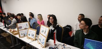Sakarya'da 'Çekirdekten Girişimci Proje Olimpiyatları' kazananları iş insanlarıyla buluştu
