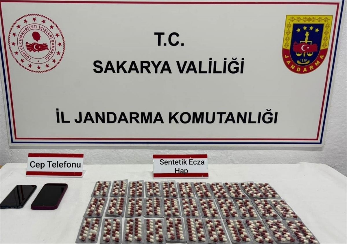 Sakarya'da düzenlenen uyuşturucu operasyonunda 4 zanlı tutuklandı