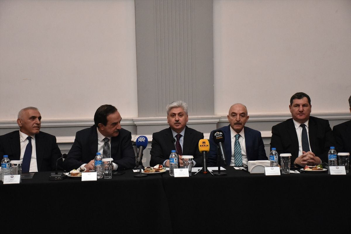 Sakarya'da 'Türkiye Sohbetleri' toplantısı düzenlendi