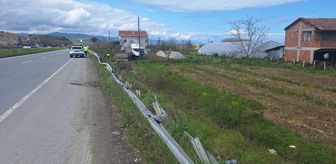 Samsun'da tarlaya giren tırın sürücüsü yaralandı