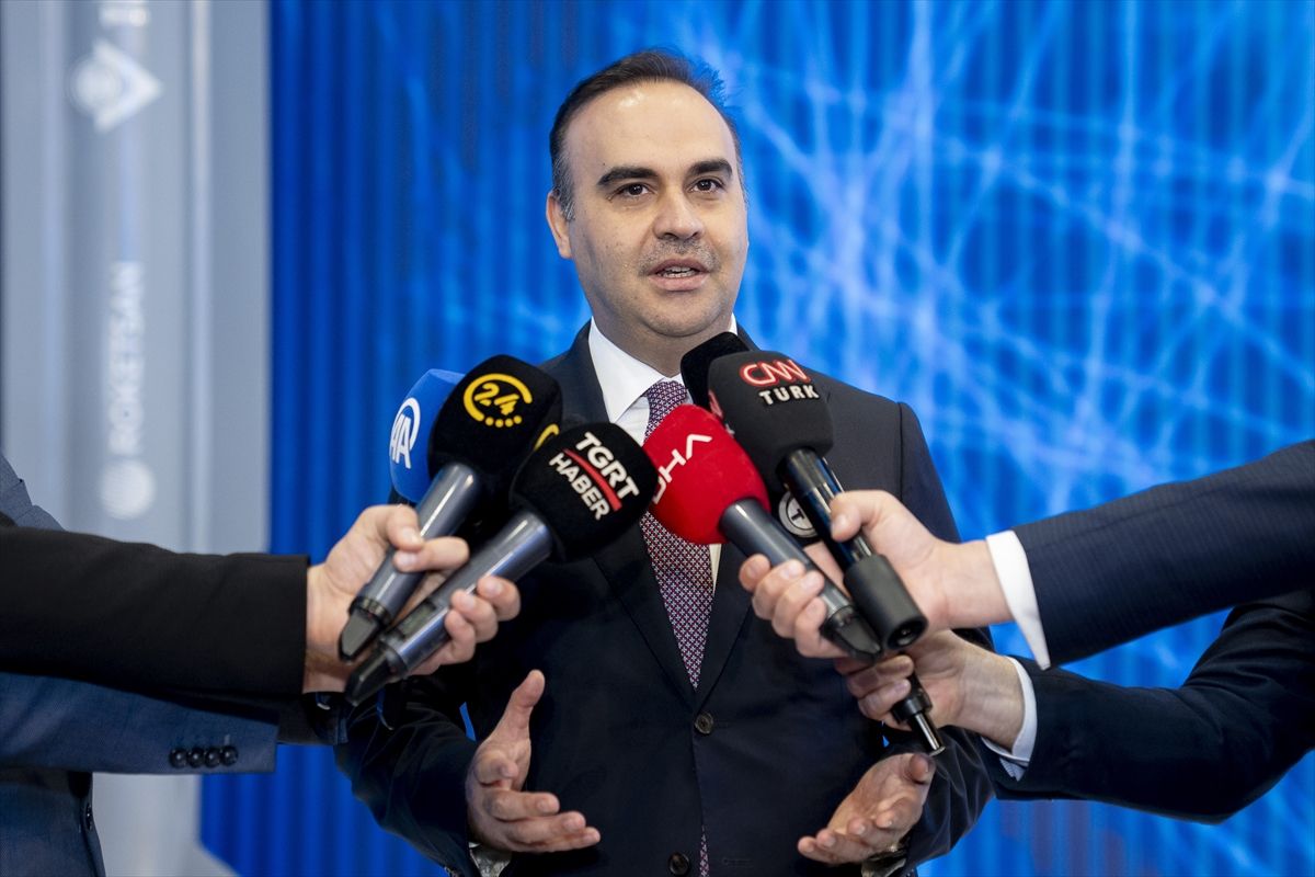 Sanayi ve Teknoloji Bakanı Kacır, SAHA 2026'da basın mensuplarına değerlendirmelerde bulundu Açıklaması