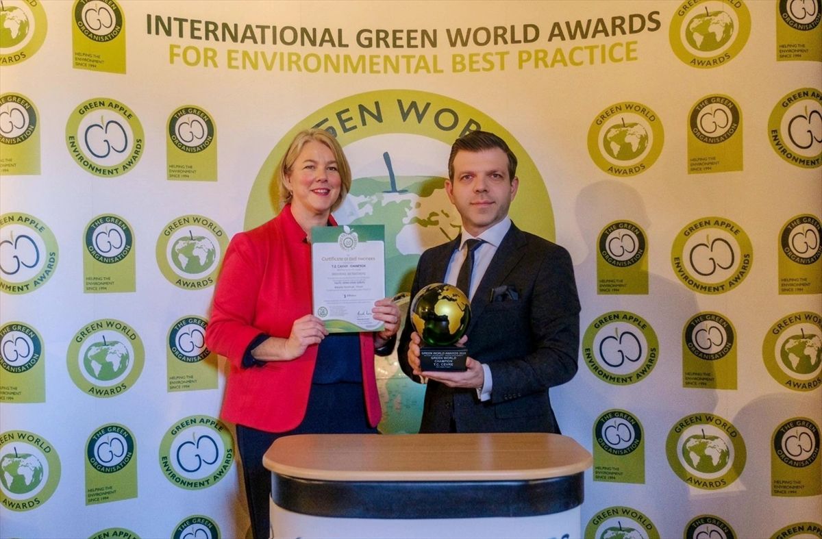 Sıfır Atık Projesi'ne Green World Awards'tan "Yeşil Dünya Şampiyonluğu" ödülü