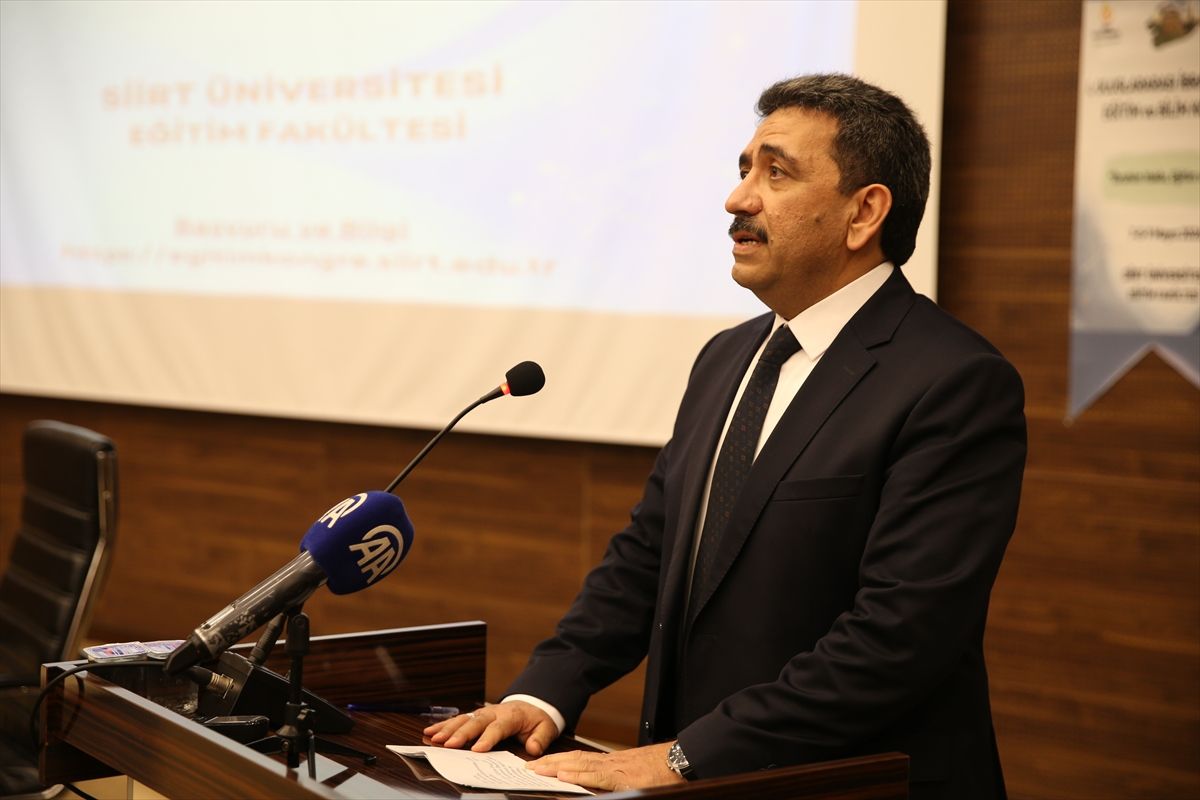 Siirt'te '1. Uluslararası İbrahim Hakkı Eğitim ve Bilim Kongresi' düzenlendi