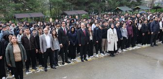 Siirt Valisi Kızılkaya, 14 Eylül Anadolu Lisesi'ndeki bayrak törenine katıldı