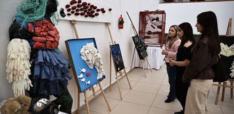 Sinop'ta sanata dönüştürülen atıklarla deniz kirliliğine dikkati çekildi