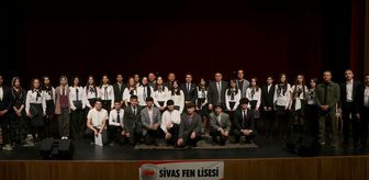 Sivas'ta öğrenciler 'Gözüm Gönlüme Çevrildi' adlı tiyatro oyununu sahneledi