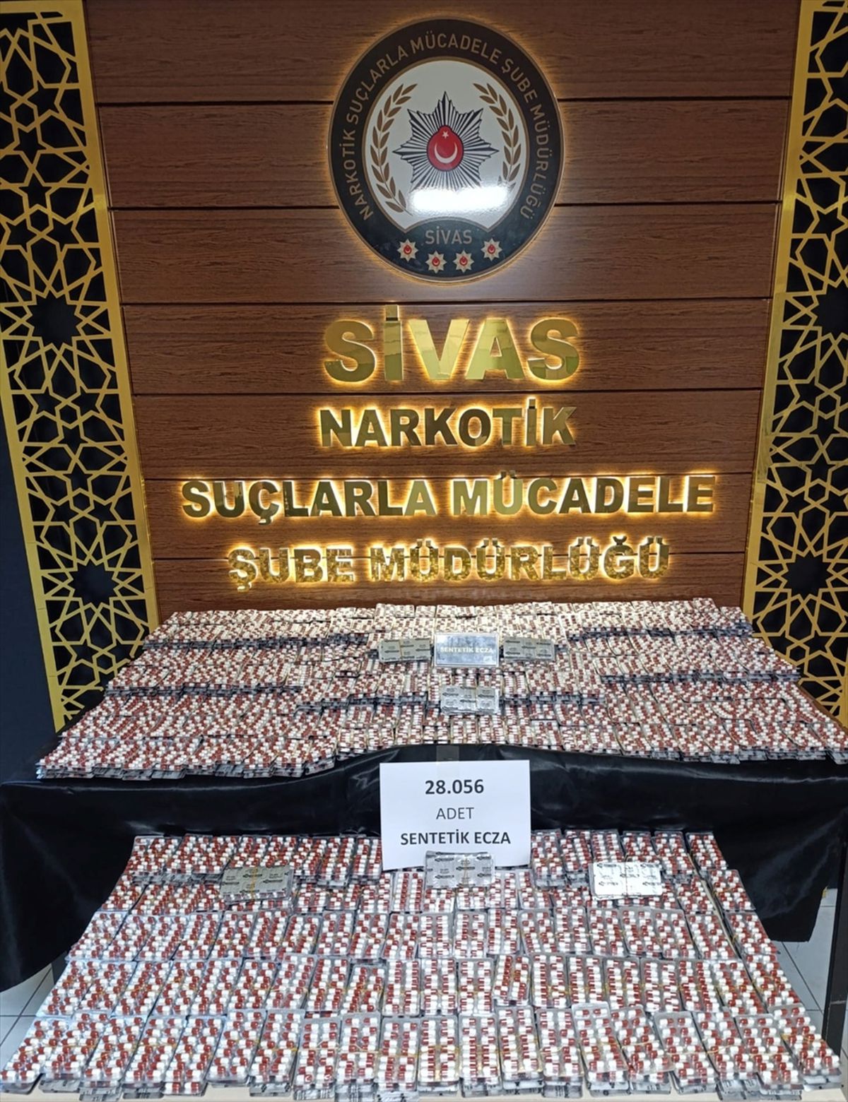 Sivas'ta uyuşturucu operasyonunda yakalanan 5 şüpheliden 2'si tutuklandı