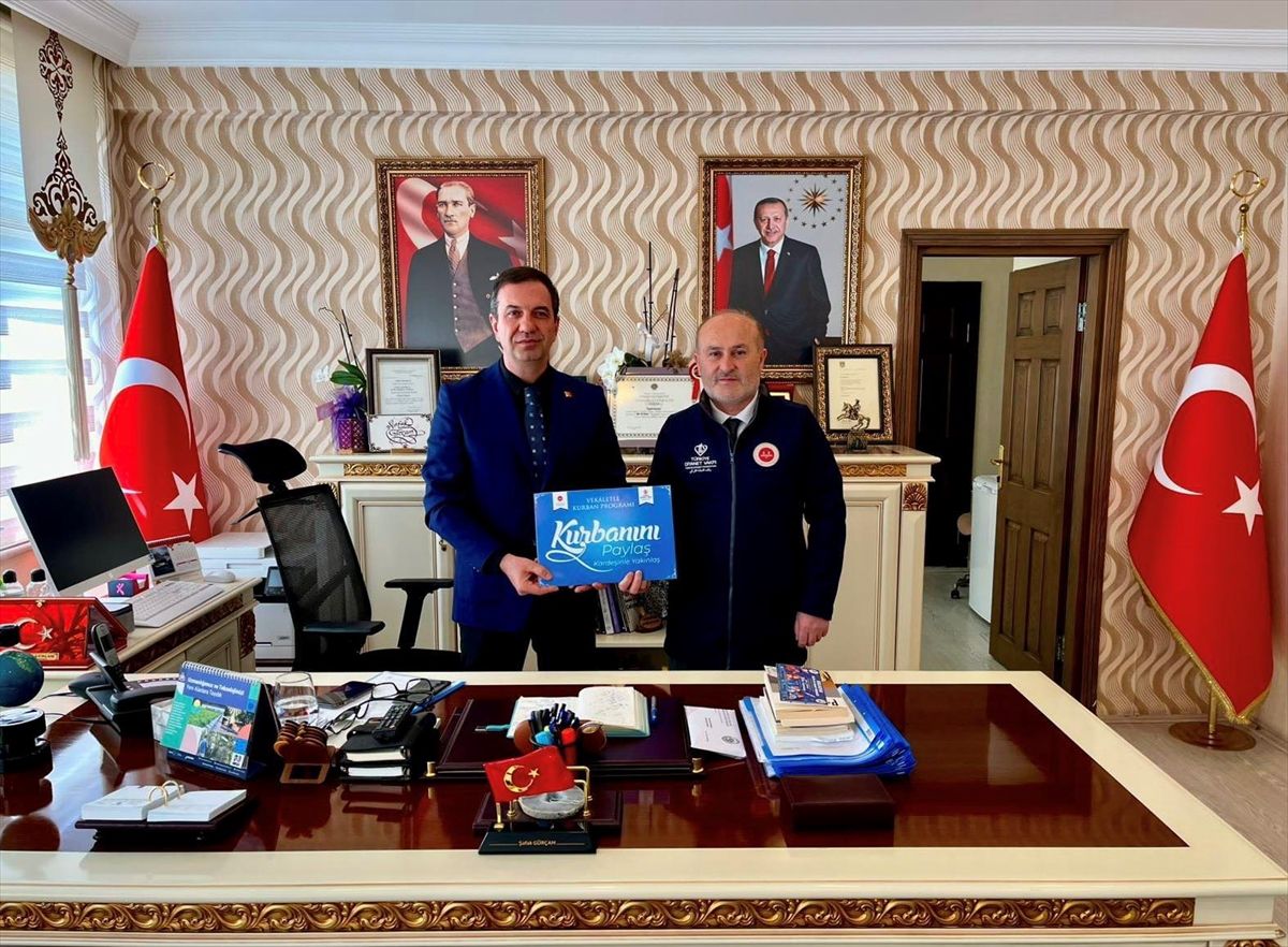 Suluova Kaymakamı Gürçam, Filistin'e kurban bağışında bulundu