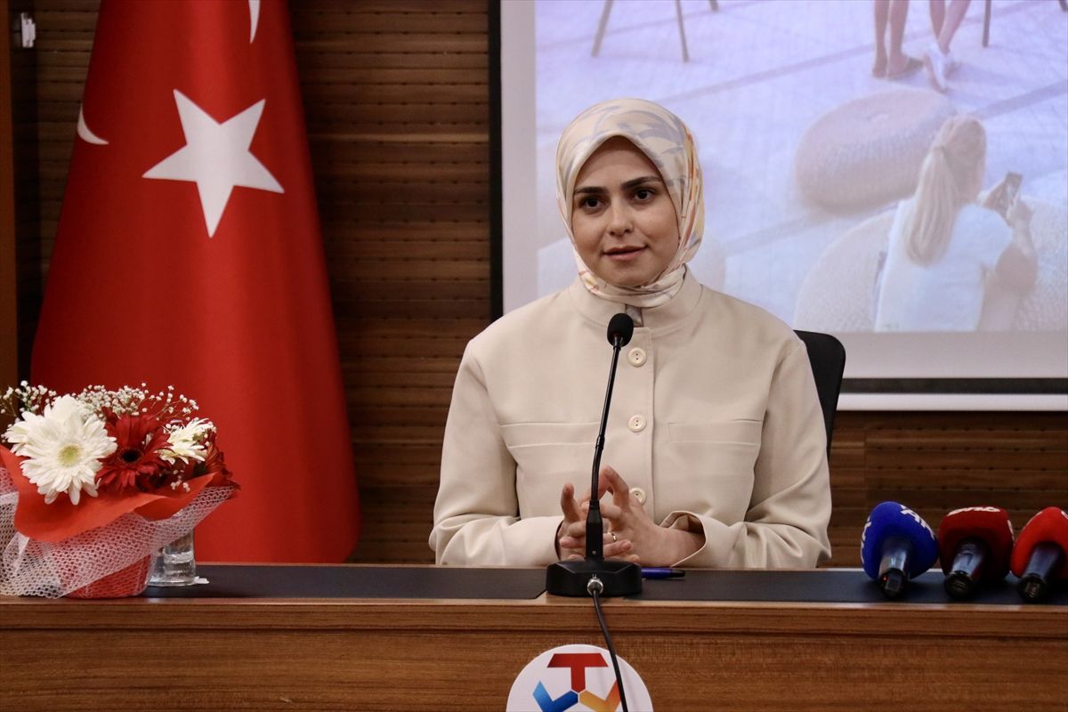 Sürmene'de yapılacak 'Bayraktar Bilim Merkezi'nin protokolü imzalandı