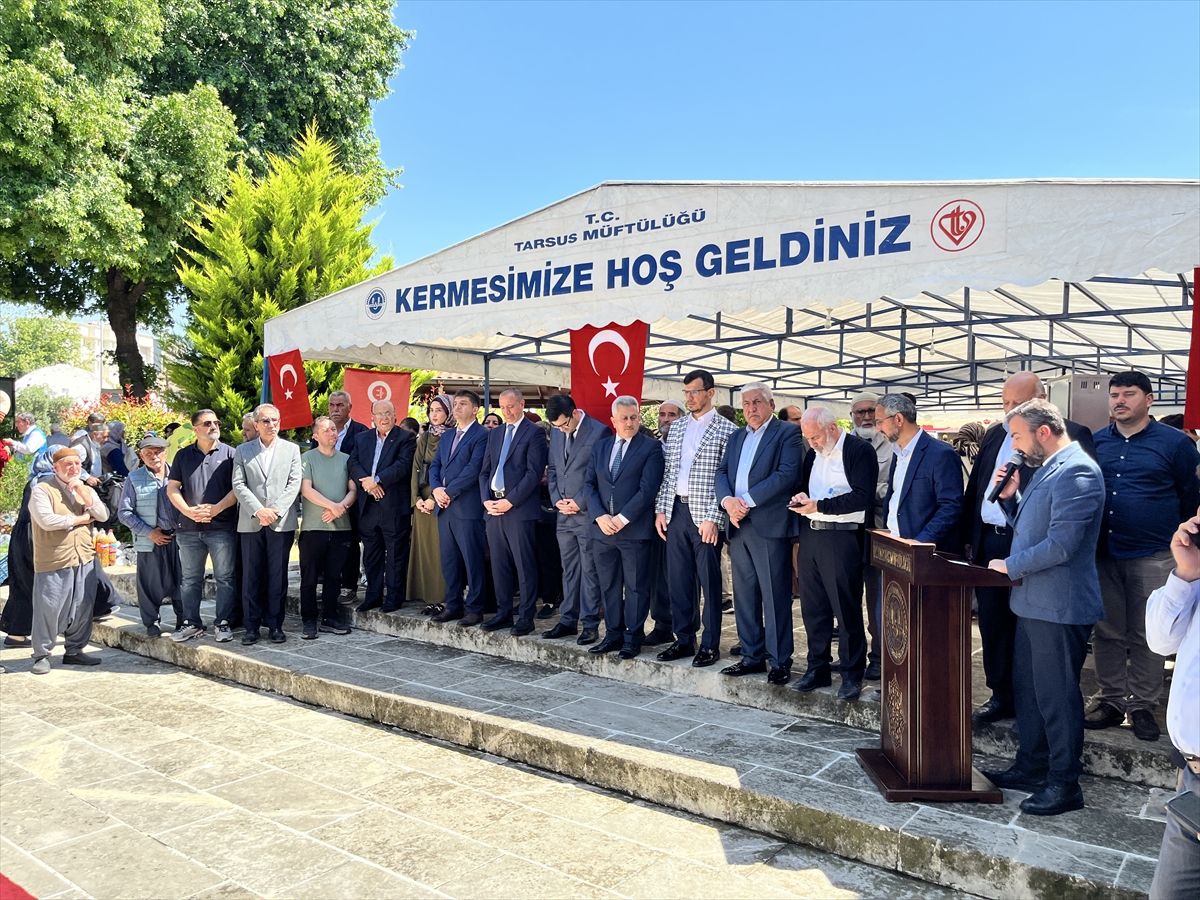 Tarsus'ta Kur'an kurslarına destek amacıyla kermes düzenlendi