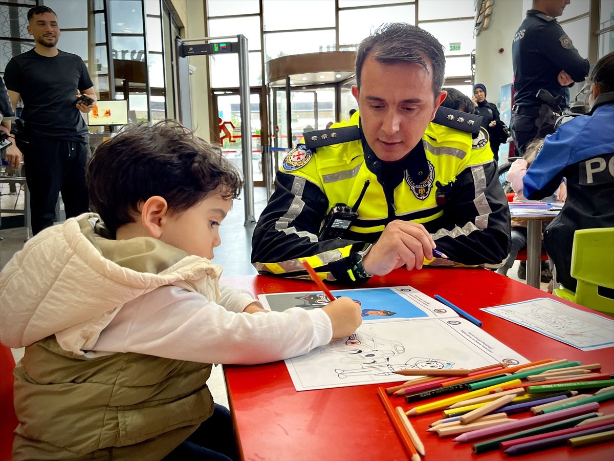 Tarsus'ta Polis Haftası dolayısıyla etkinlik düzenlendi