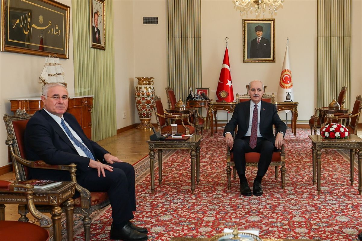 TBMM Başkanı Kurtulmuş, Kamu Başdenetçisi Akarca'yı kabul etti