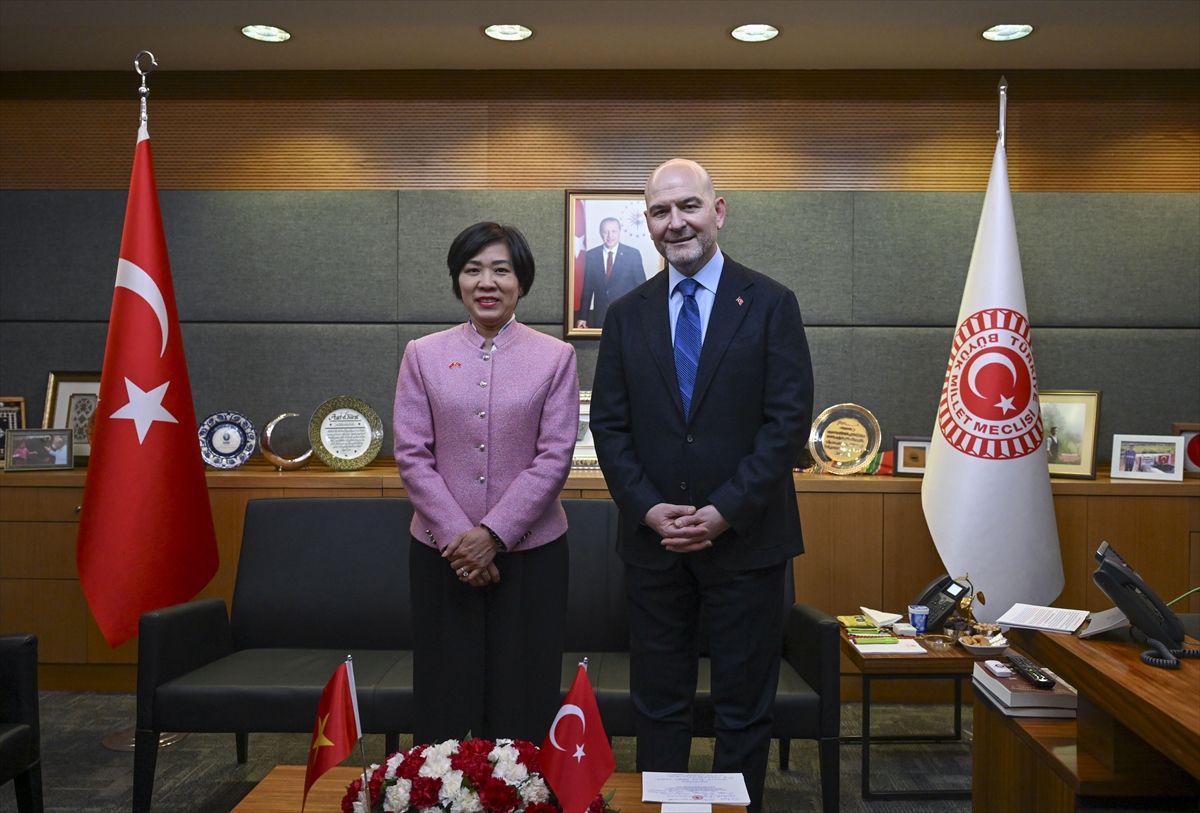 TBMM İçişleri Komisyonu Başkanı Soylu, Vietnam'ın Ankara Büyükelçisi Dang ile görüştü