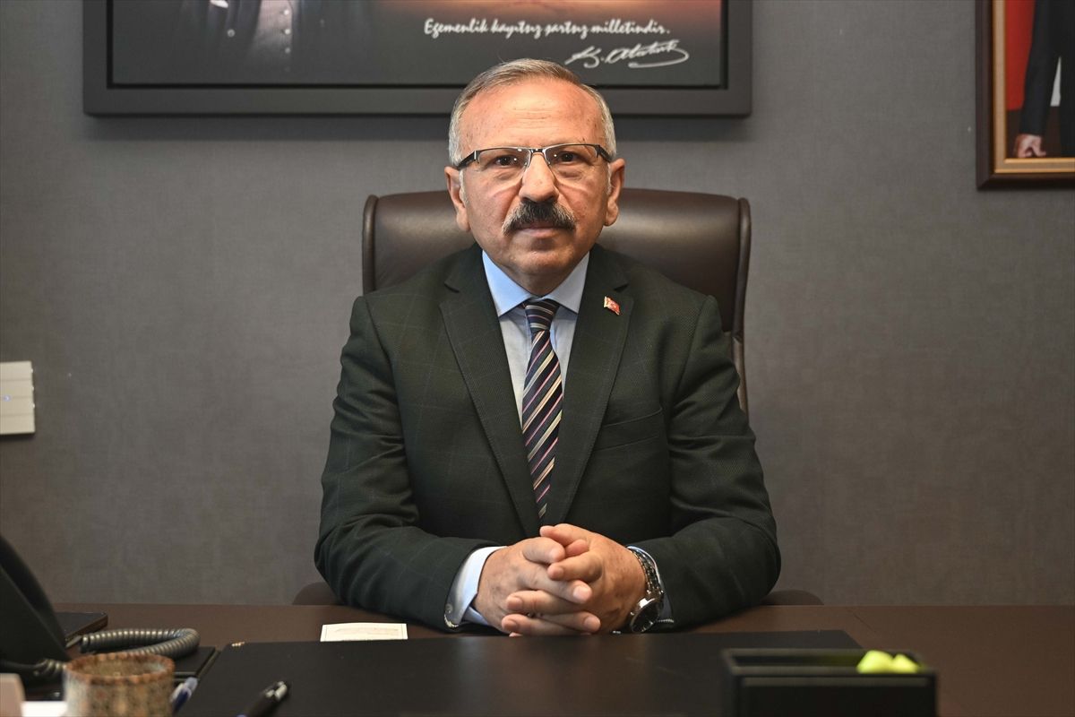 TBMM Okul Saldırılarının Nedenlerini Araştırma Komisyonu Başkanı Beyazıt, yol haritalarını AA'ya anlattı A...