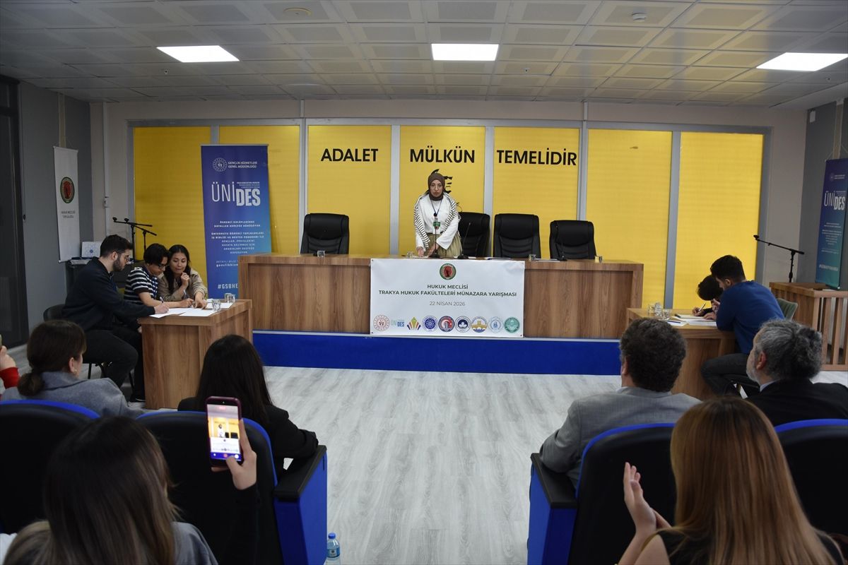 Tekirdağ'da 'Trakya Hukuk Fakülteleri Arası Münazara' etkinliği düzenlendi