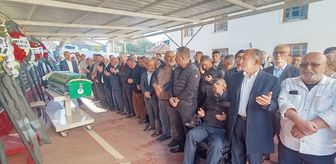 Tekirdağ Valisi Soytürk'ün ağabeyinin cenazesi Sakarya'da defnedildi