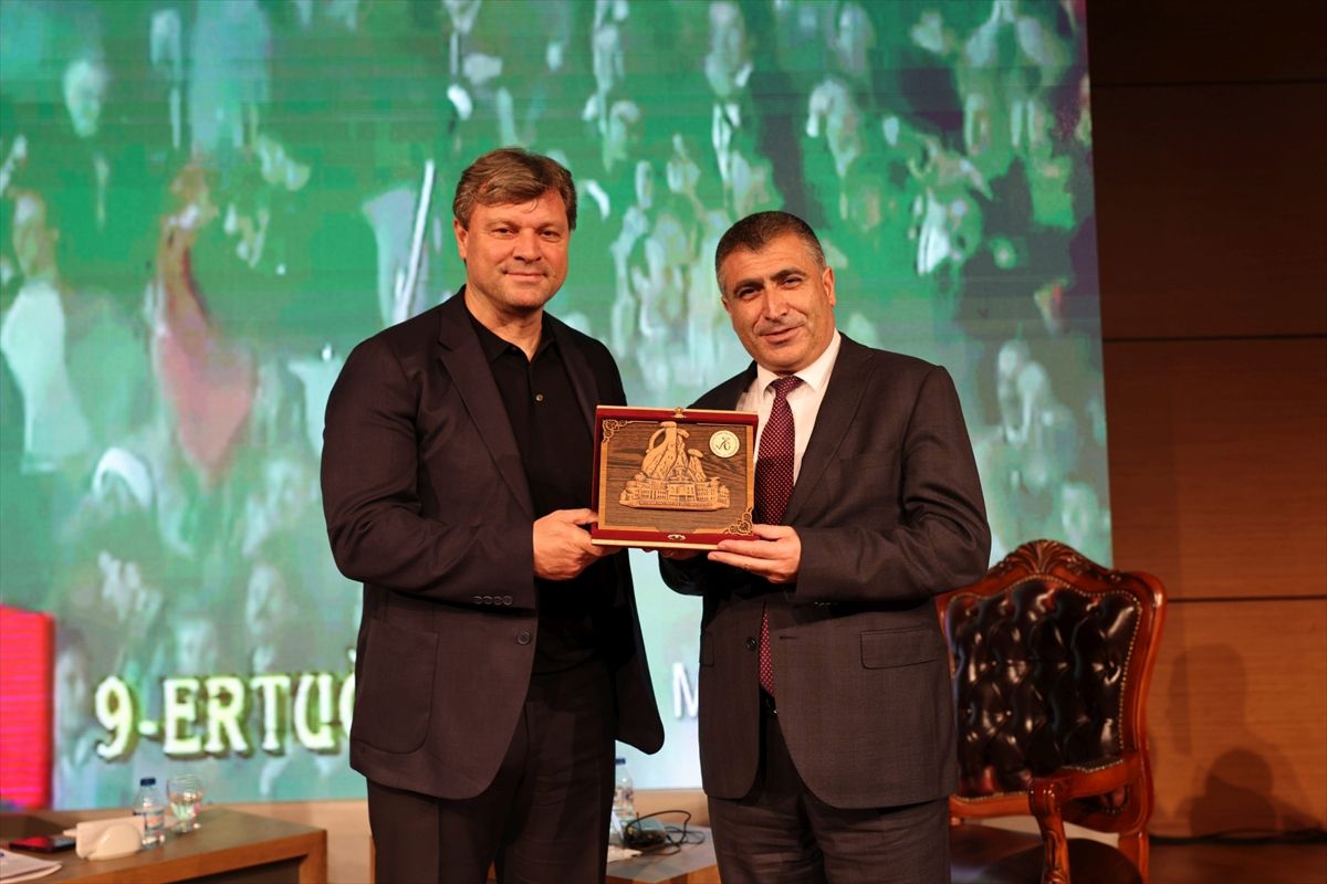 Teknik direktör Ertuğrul Sağlam NEVÜ'de söyleşiye katıldı