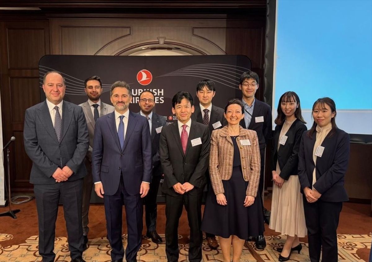 THY yönetimi Tokyo'da uluslararası yatırımcılarla buluştu